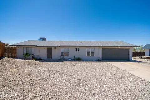 2424 Manor Ln, Lake Havasu City, AZ 86403