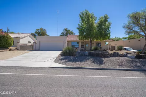 3828 Cherry Tree Blvd, Lake Havasu City, AZ 86406