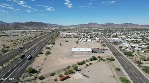 525 E Main St, Quartzsite, AZ 85346 photo 25