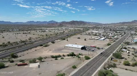 525 E Main St, Quartzsite, AZ 85346 photo 24