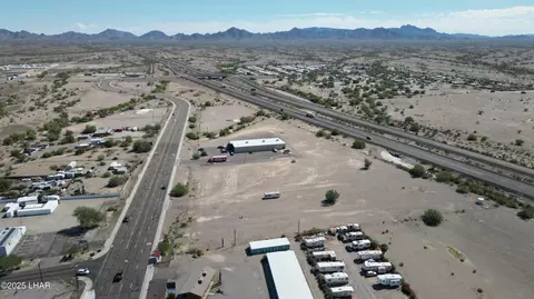 525 E Main St, Quartzsite, AZ 85346 photo 11