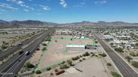 525 E Main St, Quartzsite, AZ 85346 photo 3