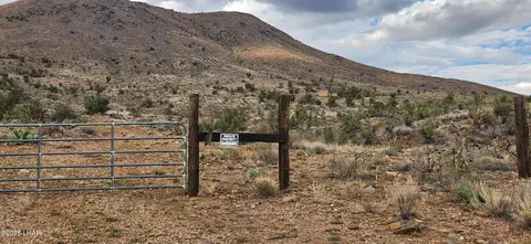 2984 N Faith Ridge Rd, Kingman, AZ 86401