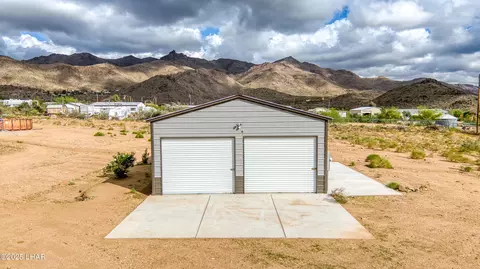 3870 N Bouse Rd, Golden Valley, AZ 86413