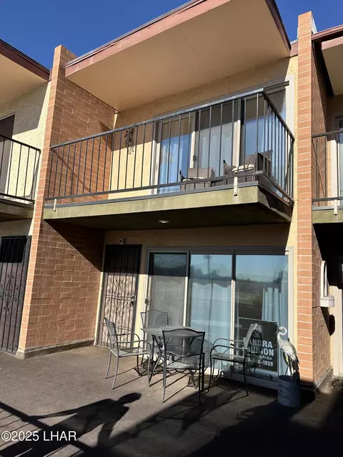 89 Acoma Blvd N #19, Lake Havasu City, AZ 86403