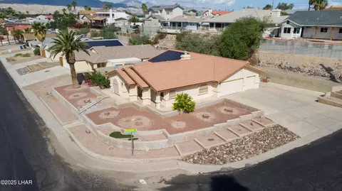 2558 Country Club Dr, Bullhead City, AZ 86442