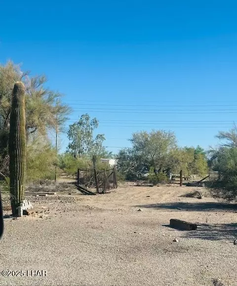 42981 Stone Ave, Bouse, AZ 85325 photo 2