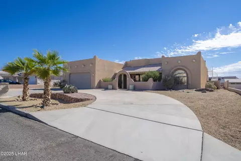 2970 War Eagle Dr, Lake Havasu City, AZ 86406