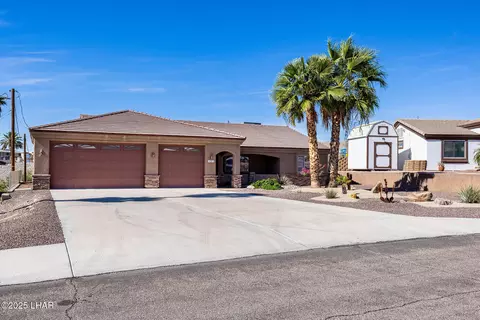 2815 Pepperwood Dr, Lake Havasu City, AZ 86404