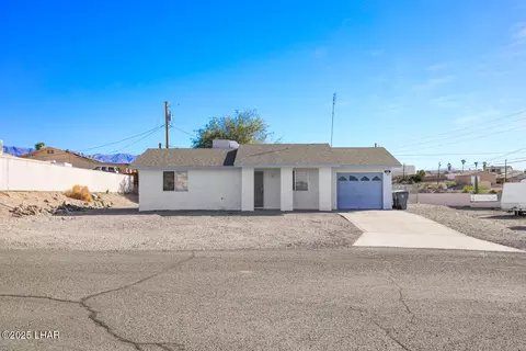 1310 Bombay Plz S, Lake Havasu City, AZ 86404