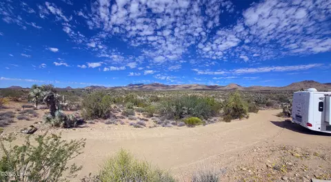 8375 E Cholla Dr, Yucca, AZ 86438 photo 26