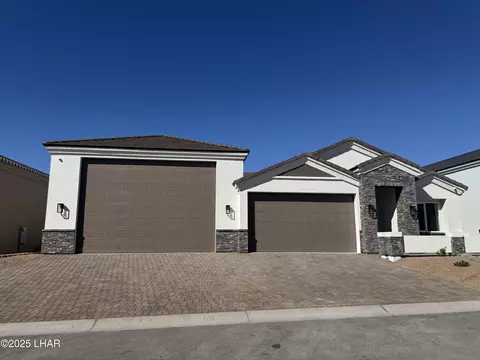 1755 E Persimmon Ave, Lake Havasu City, AZ 86404
