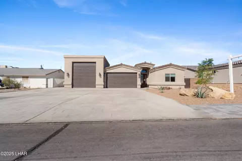 3471 Big Chief Dr, Lake Havasu City, AZ 86406