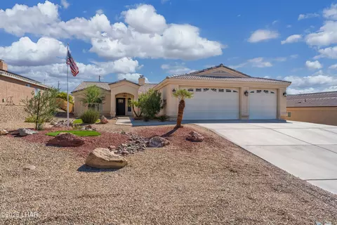 3196 Oakwood Dr, Lake Havasu City, AZ 86404