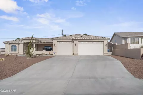 3911 Big Horn Dr, Lake Havasu City, AZ 86406