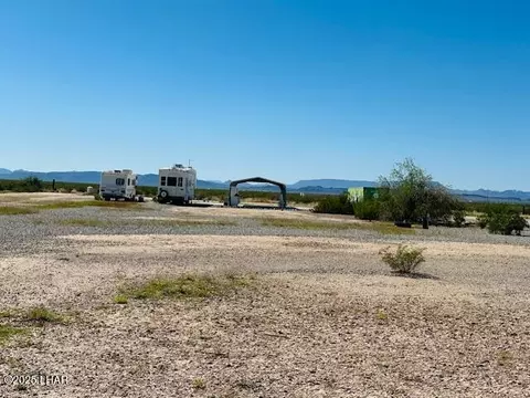 49186 Bald Eagle Trl, Bouse, AZ 85325 photo 3