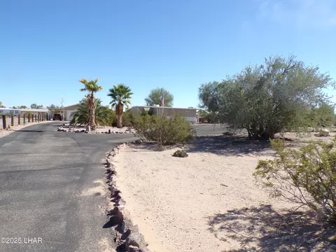25569 Ochoco Way, Bouse, AZ 85325 photo 8