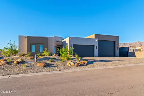 9033 Corte Barraso, Lake Havasu City, AZ 86406