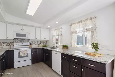 1880 Biscayne Ln, Lake Havasu City, AZ 86403