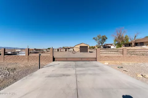 1024 Fathom Dr, Lake Havasu City, AZ 86404