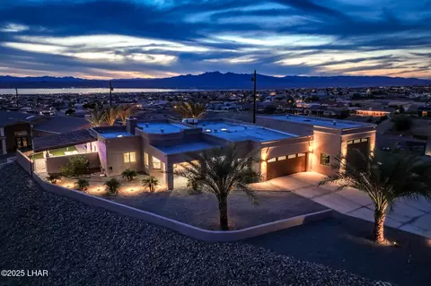 3305 Crestwind Dr, Lake Havasu City, AZ 86404