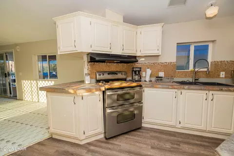 Kitchen - 493 E Riverfront Dr, Parker, AZ 85344 photo 2 of 7