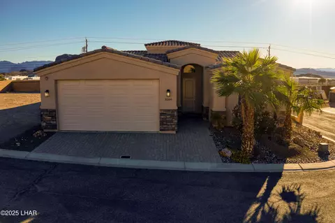3509 Kauai Ct, Lake Havasu City, AZ 86406
