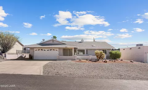 3690 Squaw Dr, Lake Havasu City, AZ 86406