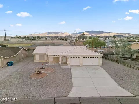 3001 Indian Land Dr, Lake Havasu City, AZ 86406
