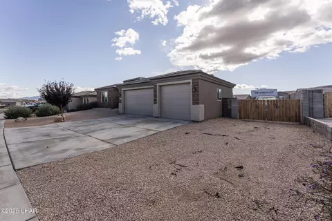 5475 Eagle View Rd, Kingman, AZ 86409 photo 3