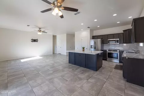 5475 Eagle View Rd, Kingman, AZ 86409 photo 11