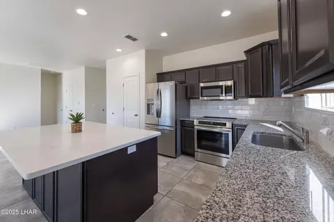 5475 Eagle View Rd, Kingman, AZ 86409 photo 13