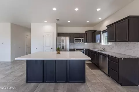 5475 Eagle View Rd, Kingman, AZ 86409 photo 9