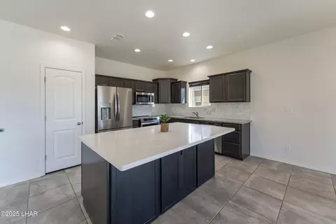 5475 Eagle View Rd, Kingman, AZ 86409 photo 10