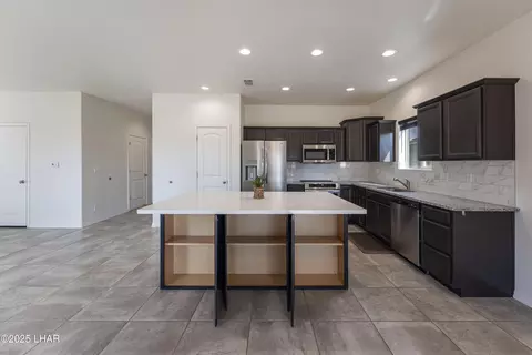 5475 Eagle View Rd, Kingman, AZ 86409 photo 12