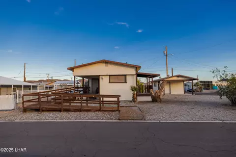 10537 Picnic Dr, Parker, AZ 85344