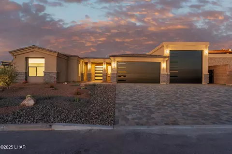 6331 Avienda De Las Colinas, Lake Havasu City, AZ 86406