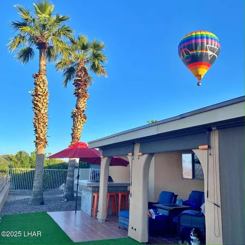 585 Knobhill Dr, Lake Havasu City, AZ 86403