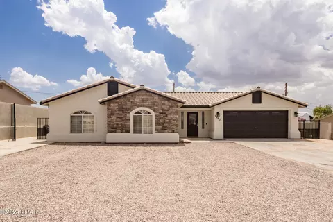 2260 Interlake Dr, Lake Havasu City, AZ 86404