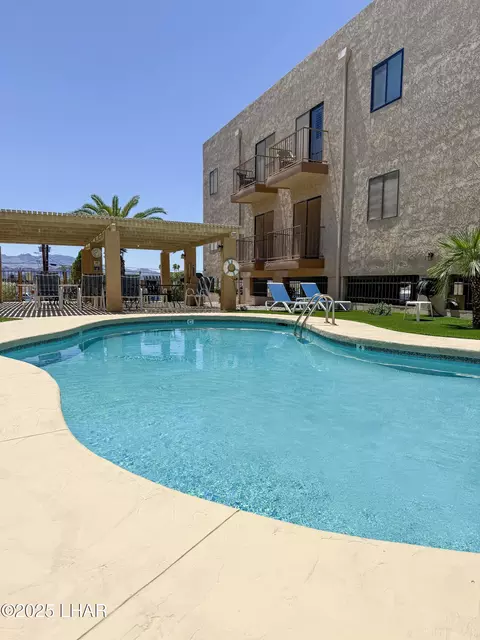 2094 Mesquite Ave #124, Lake Havasu City, AZ 86403