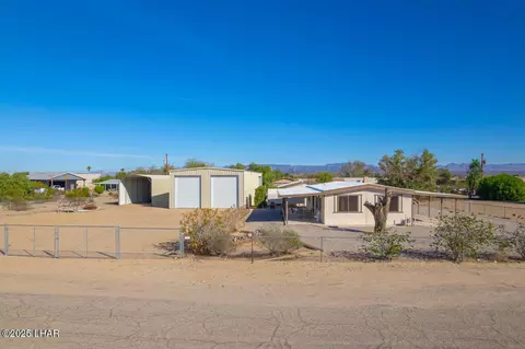 12858 S Apache Pkwy, Golden Shores, AZ 86436