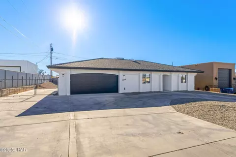 3650 Chemehuevi Blvd, Lake Havasu City, AZ 86406