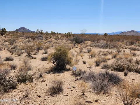 lot357 E Adobe Dr, Yucca, AZ 86438
