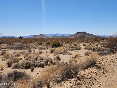 lot357 E Adobe Dr, Yucca, AZ 86438 photo 3