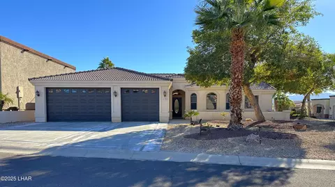 1034 Gleneagles Dr, Lake Havasu City, AZ 86406
