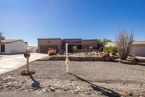 2416 Fannin Dr, Lake Havasu City, AZ 86403