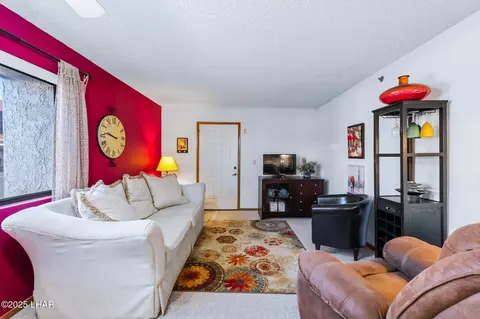 2085 Mesquite Ave #5, Lake Havasu City, AZ 86403
