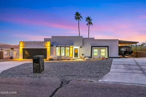 2295 Daytona Loop, Lake Havasu City, AZ 86403