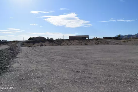 7595 N Seely Dr, Lake Havasu City, AZ 86404