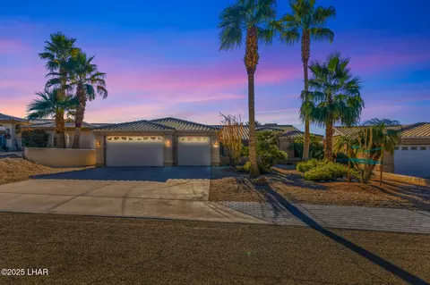 3972 Duke Ln, Lake Havasu City, AZ 86404
